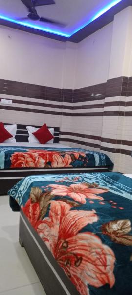 New gaytri place 1 Near by prem mandir